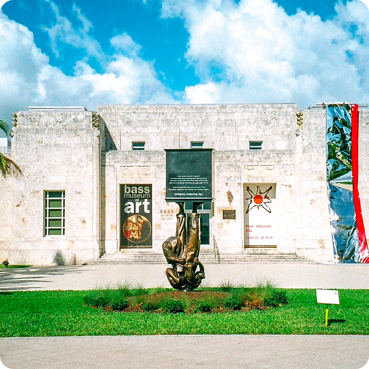 Museo-Bass-hco Museo-Bass-hco